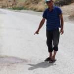 Görenler inanamadı! Termal su asfaltı deldi