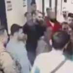 Lübnan’da askerler doktoru darp etti!