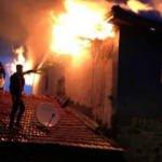 Ankara'da 3 katlı ahşap ev yandı