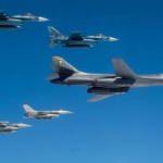 Bölgede gerilim! Rus savaş uçakları ABD uçağının önünü kesti