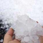 &Ccedil;atalca'da yollar beyaza b&uuml;r&uuml;nd&uuml; s&uuml;r&uuml;c&uuml;ler zor anlar yaşadı