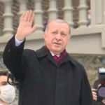 Cumhurbaşkanı Erdoğan Fetih Saygı Geçişi'ni selamladı