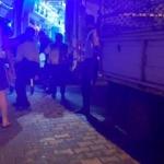 Manisa'da evinin &ouml;n&uuml;nde bı&ccedil;aklanan şahıs hayatını kaybetti