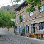 Assos'ta sosyal mesafeli tatil önlemleri