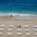 Kaputaş Plajı'nda sosyal mesafeli tatil