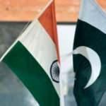 Pakistan, Hindistan'ın iki diplomatını 'istenmeyen adam' ilan etmesini kınadı