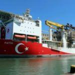 Türkiye'nin ilk yerli sondaj gemisi 'Fatih' Trabzon Limanı’na giriş yaptı	