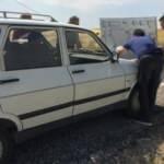 Vefa ekibi, bu kez otomobil tamir etti