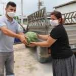 Mersin'de bedava karpuz mutluluğu
