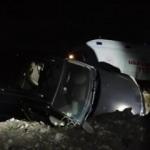 Kocaeli'de otomobil kanala devrildi: 2 yaralı