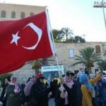 Libyalılardan Sisi'ye Türk bayrağıyla cevap: Türk halkına ve hükümetine teşekkür ediyoruz