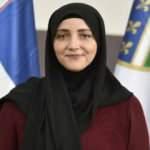 Sırbistan'da ilk kez başörtülü vekil meclise girdi