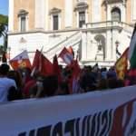 Tüzyılın işgal planı talya'da protesto edildi