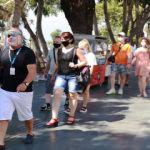 Antalya aylar sonra ilk yabancı turist kafilesini ağırladı