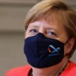 Merkel, eleştiriler üzerine maskeli ilk kez görüntülendi