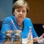 Merkel'den açıklama: Türkiye'yi bazı konularda eleştiriyorum