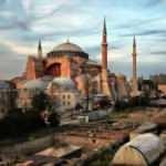 'Bunlara ses çıkarmayanlar hangi yüzle Ayasofya'ya dokunma diyebiliyor'