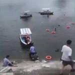 Çin'de öğrenci taşıyan otobüs göle uçtu