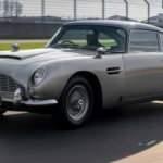 James Bond'un efsane aracı Aston Martin DB5, 50 yıl sonra yeniden üretildi