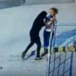 Adana'da ürperten olay: Kadın dondu kaldı!