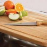 Kesme tahtası nasıl temizlenir? Ahşap kesme tahtasını limonla temizleme yöntemi...