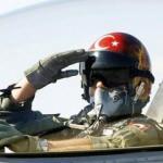 F-16 pilotlarına ilaçlı kumpas