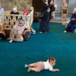 Ayasofya Camii ibadete açıldığının ikinci günü ziyaretçi akınına uğradı