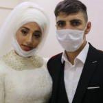 Aileler razı değildi devreye girip düğünlerini yaptılar