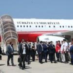 Cumhurbaşkanı Yardımcısı Oktay ve Bakan Çavuşoğlu yurda döndü