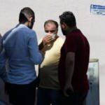 Otomobilin lastiğini patlatıp 43 bin lirasını çaldılar