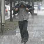 Meteoroloji'den peş peşe uyarılar! İstanbul'da hava tersine d&ouml;nd&uuml;