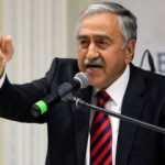 Mustafa Akıncı'dan 'Türkiye'ye biat etmem' açıklaması