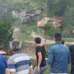 Hamile kadının yardımına ambulans helikopter koştu