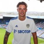 Leeds United, Alman stoper Robin Koch'u transfer etti