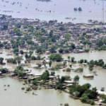 Pakistan'da muson yağmurları 63 can aldı