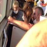 Skandal görüntüler! Otobüste kadına şiddet... Kimse müdahale etmedi