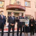 İçişleri Bakan Yardımcısı İnce'den HDP önündeki ailelere destek ziyareti