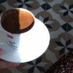 Türk kahvesi nasıl yapılır? Bol köpüklü Türk kahvesi pişirmenin püf noktaları...