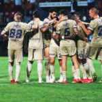 Fenerbah&ccedil;e 3 puanla başladı!