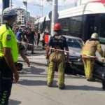 Güngören'de tramvayla otomobil çarpıştı: 1 yaralı