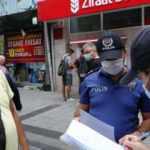 Maske takmayan vatandaştan ceza yazan polise akılalmaz tepki!