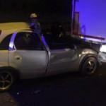 Otomobil TIR'ın altına girdi: Kazadan sağ kurtuldular