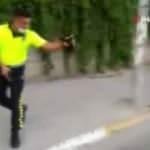 Polis memurunun üzerine yürüyüp, “En son birinizi öldüreceğim ben”
