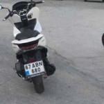Otomobille motosiklet çarpıştı:1 yaralı