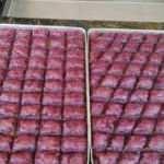Mor baklava görenleri hayrete düşürüyor