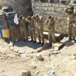 Ermenistan askerler kaçmasın diye zincire vurdu!