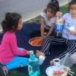 Sokak ortasında tehlikeli &ccedil;iğ k&ouml;fte keyfi