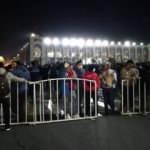 Kırgızistanlı göstericiler Cumhurbaşkanlığı sarayını işgal etti