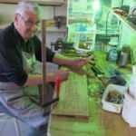 85 yaşındaki fırıncı ustası g&ouml;renleri hayrete d&uuml;ş&uuml;r&uuml;yor