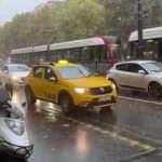 İstanbul&rsquo;da sağanak yağış başladı